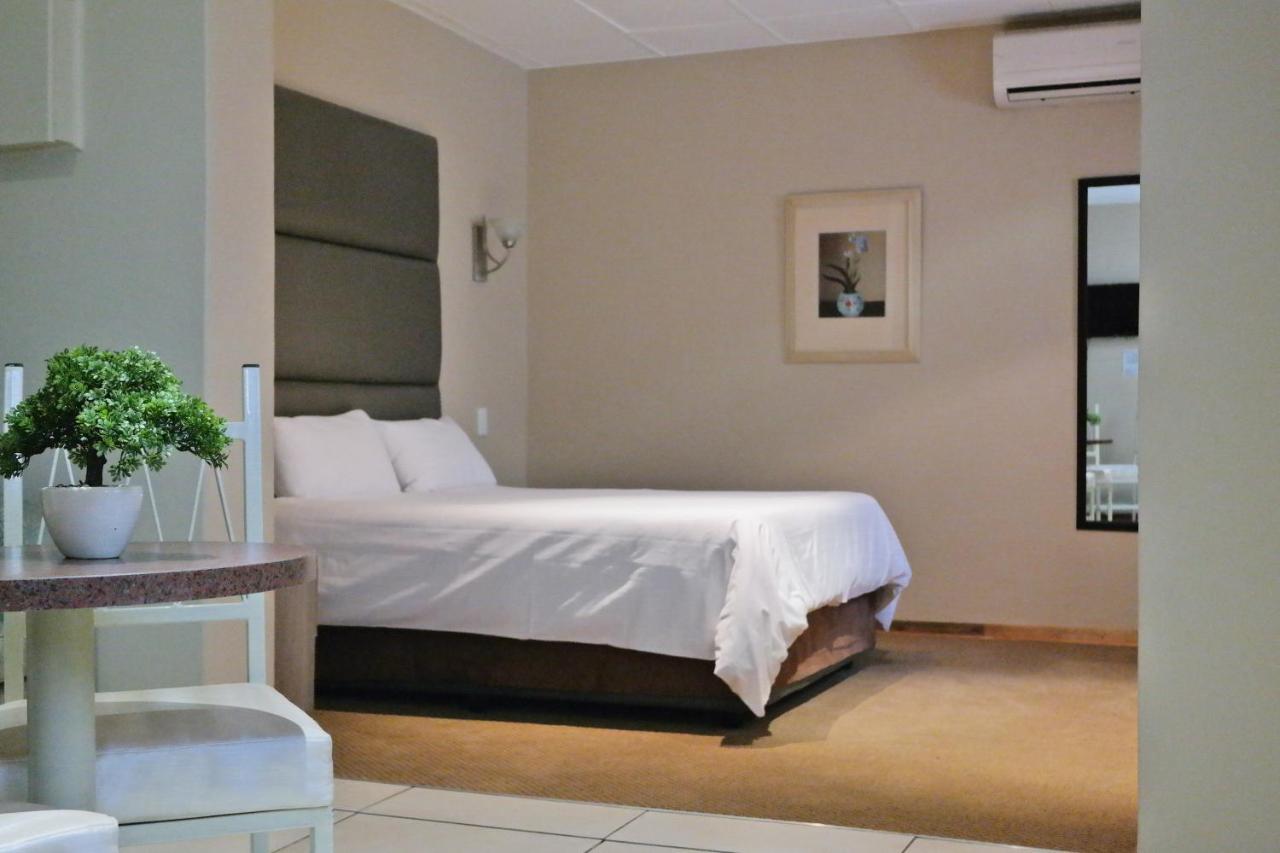 Orient Hotel