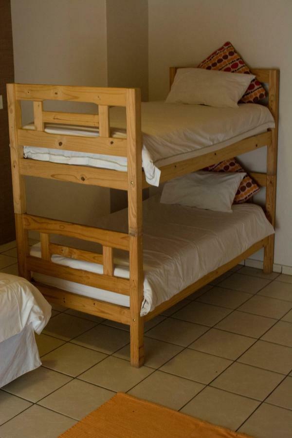 Umgwezi Lodge/backpackers Hostel