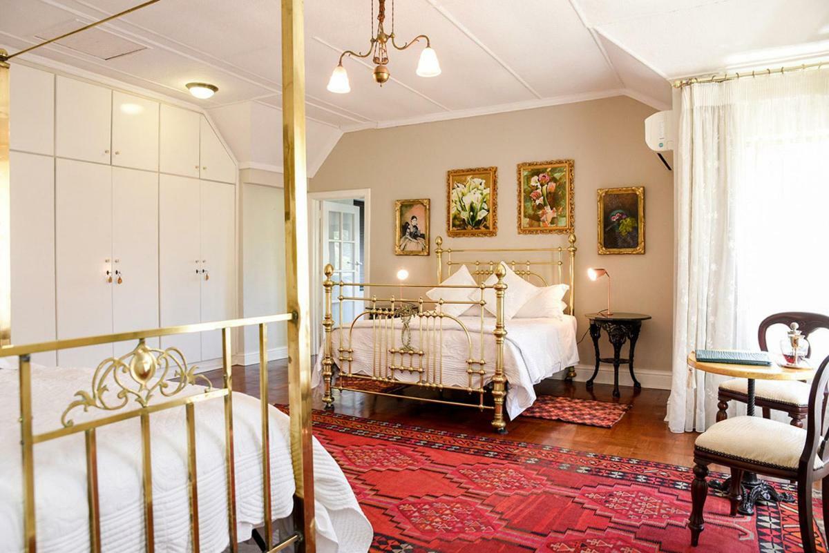 Northcliff Manor 4*
