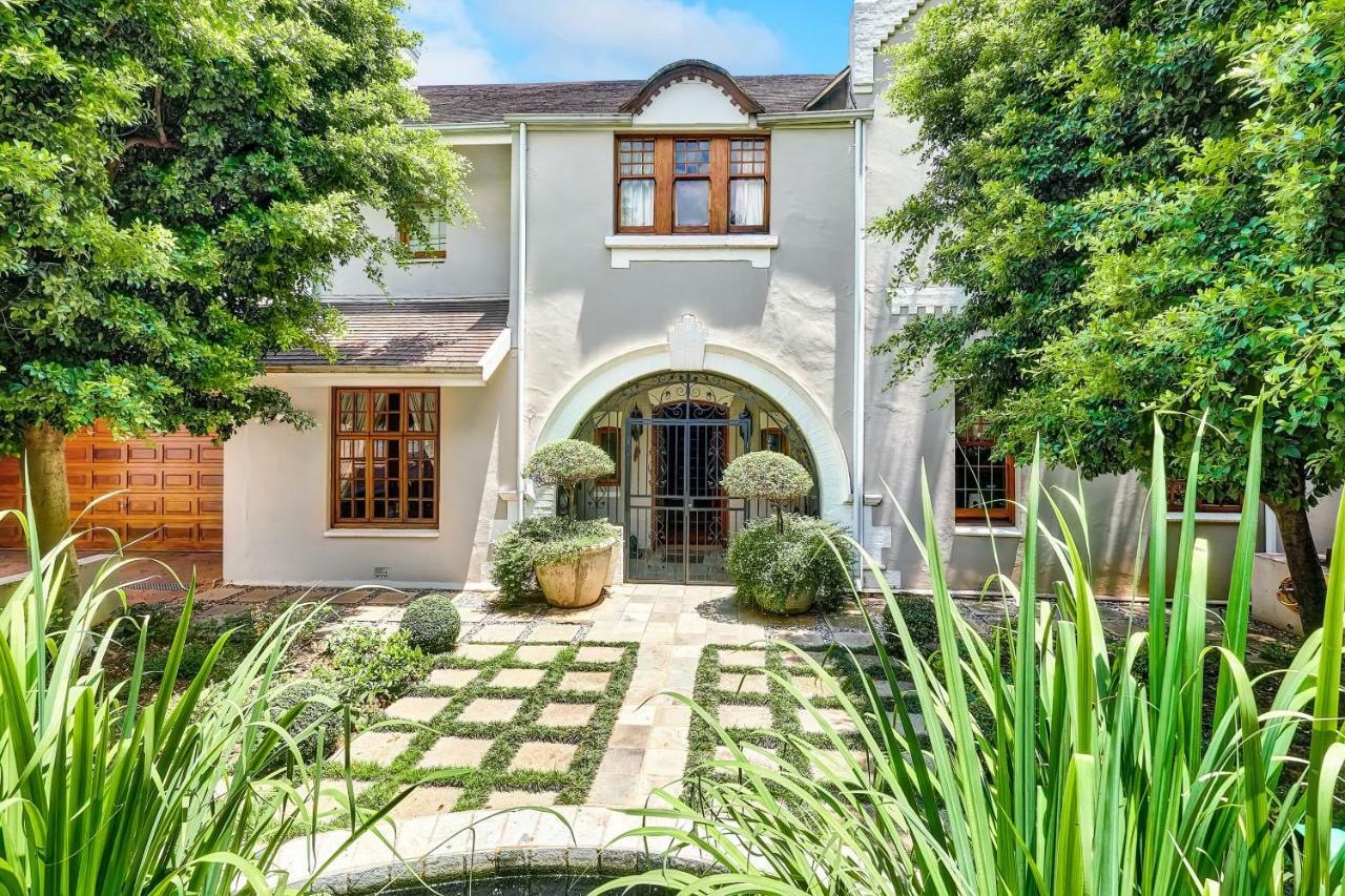 Bed & Breakfast Doveton House 4*