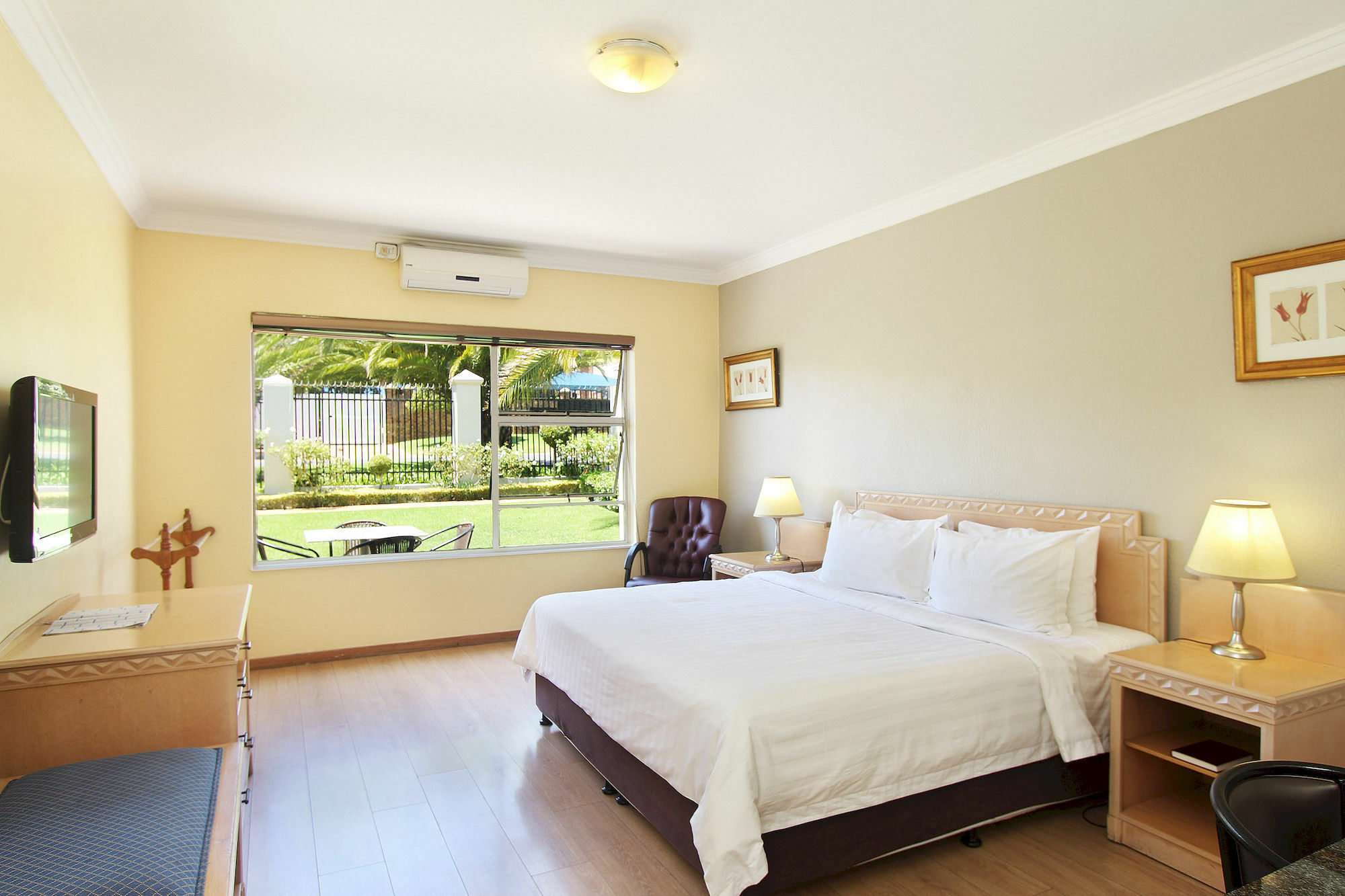 Vetho 1 Or Tambo Airport Apartment *