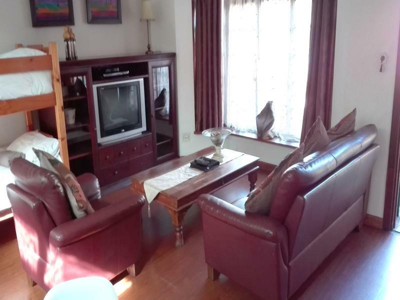 Guest house House On York 4*