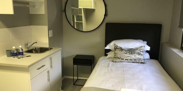 Kent-hill Self Contained *