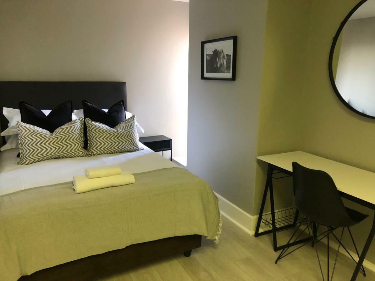 Kent-hill Self Contained Apartment Johannesburg