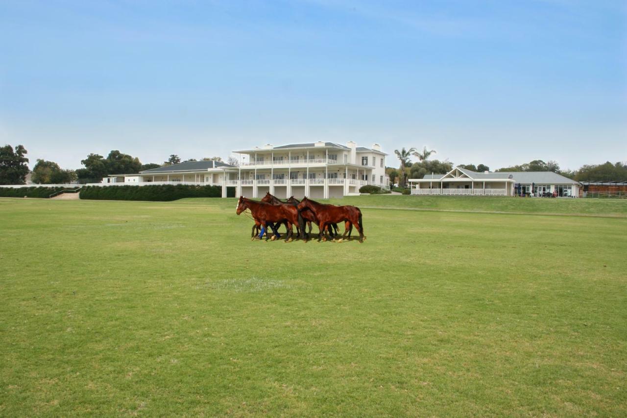 Inanda Club Hotel *