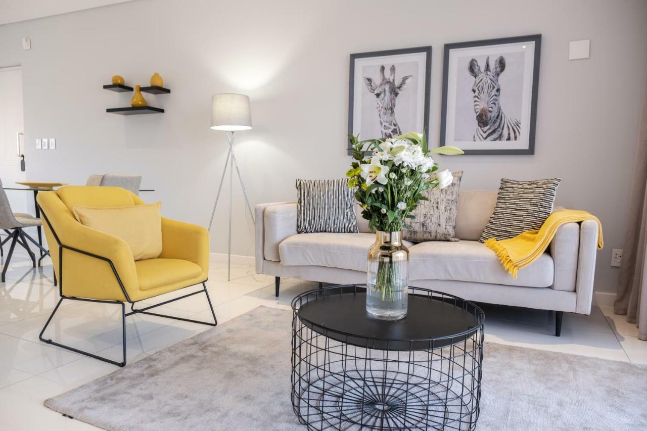 Apartment One Hyde Park - Sandton *