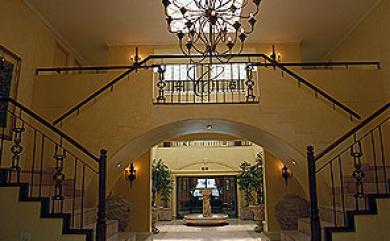 Eastgate Hotel