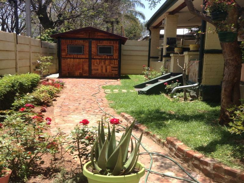 Guest house 9th Street Johannesburg