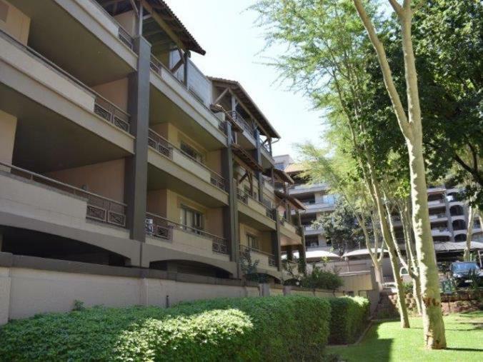 Apartment Grayston Drive, Sandton