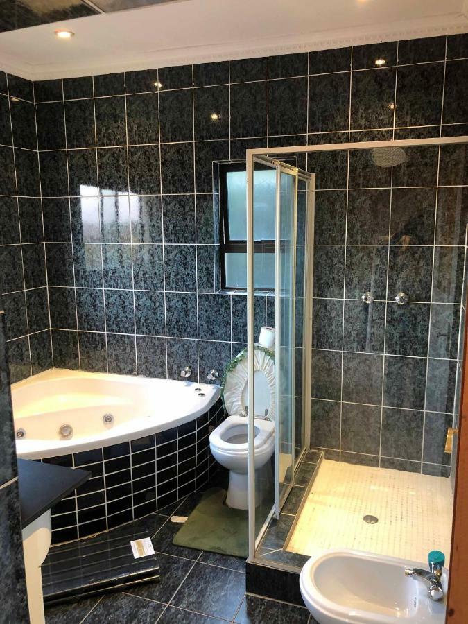 Gasthof Naomi's Place 3*