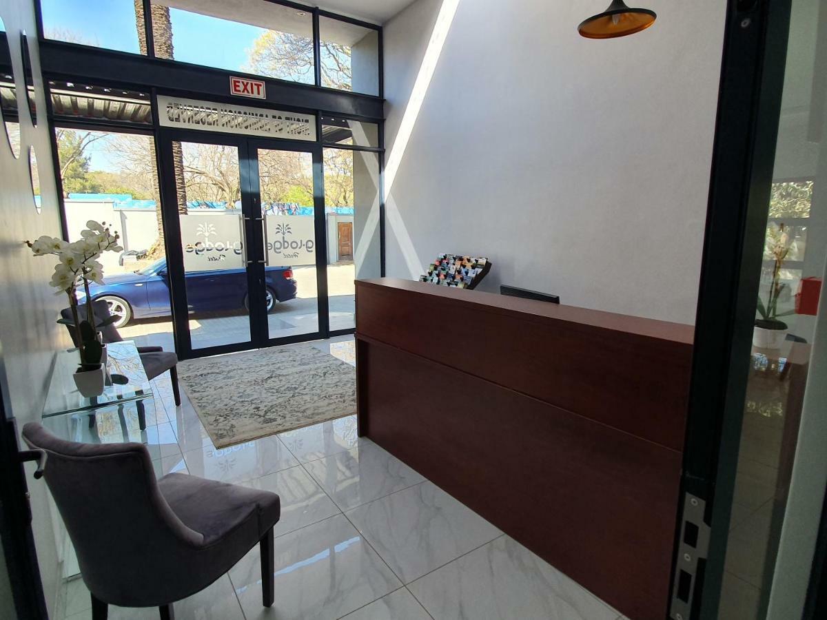 Hotel La Orchard Johannesburg