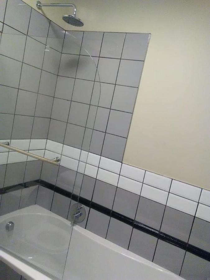 The Rosebank Apartamento *