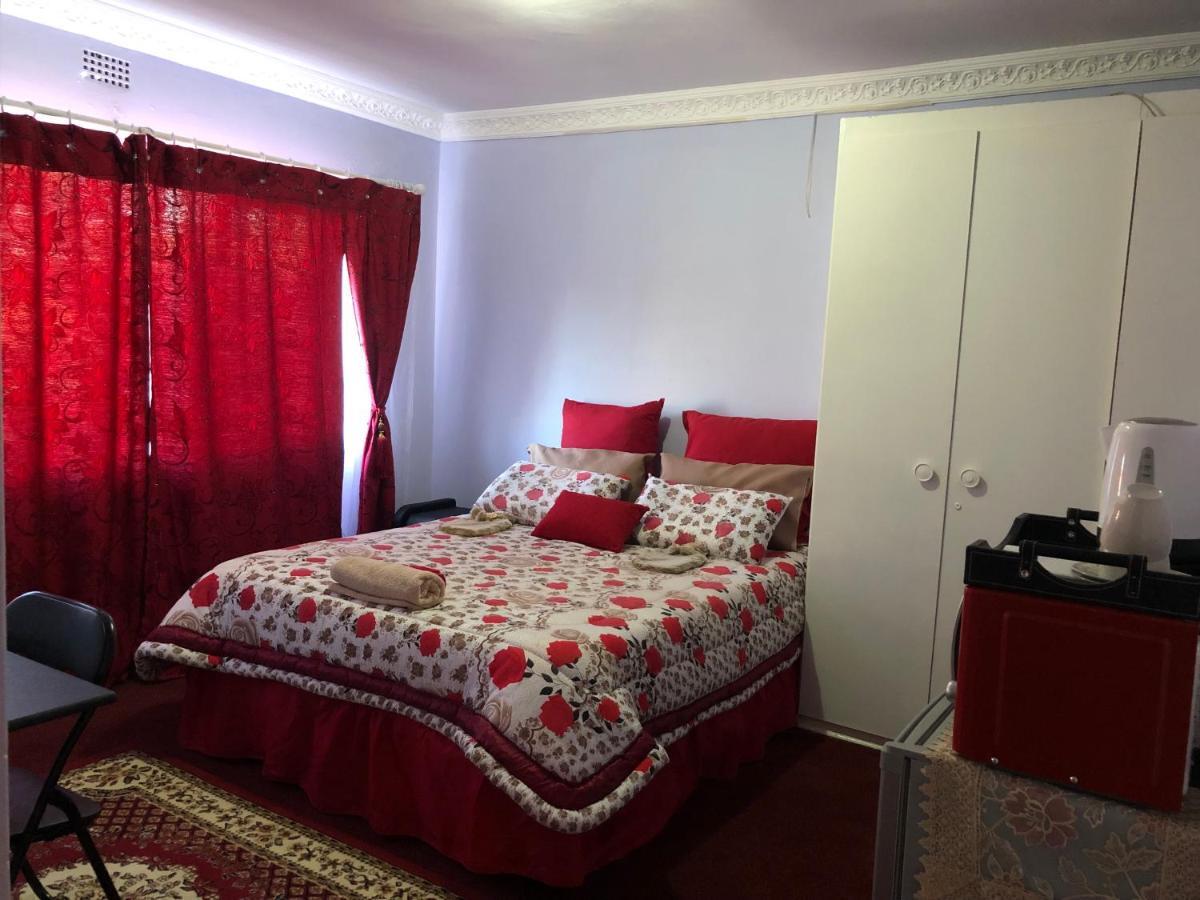 Naomi's Place Gasthof Johannesburg