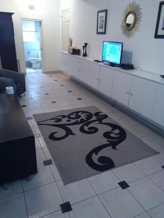 Căn hộ Rosch Inc Prop Rosebank Johannesburg