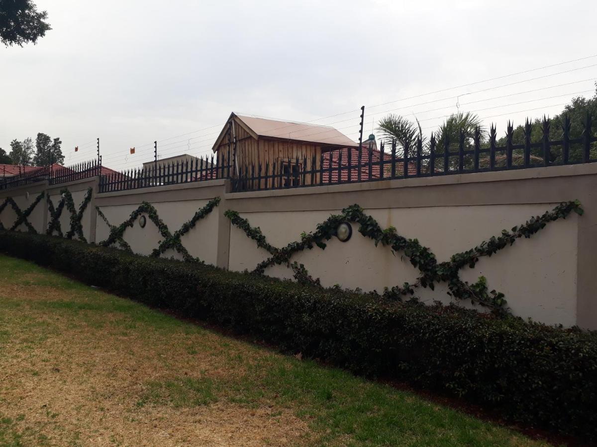Cyrildene Bed & Breakfast