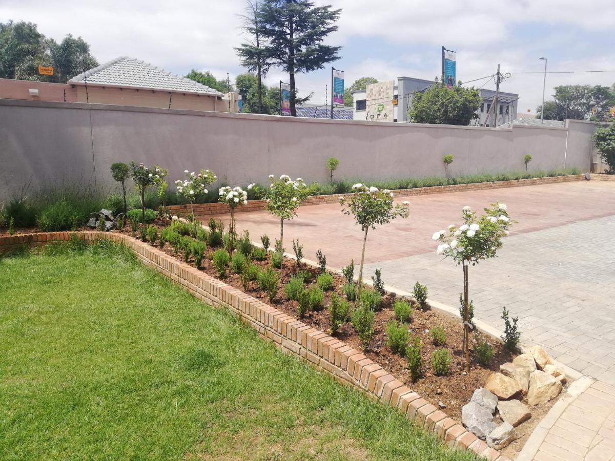 Atlantic Pearl Rivonia (adults Only)