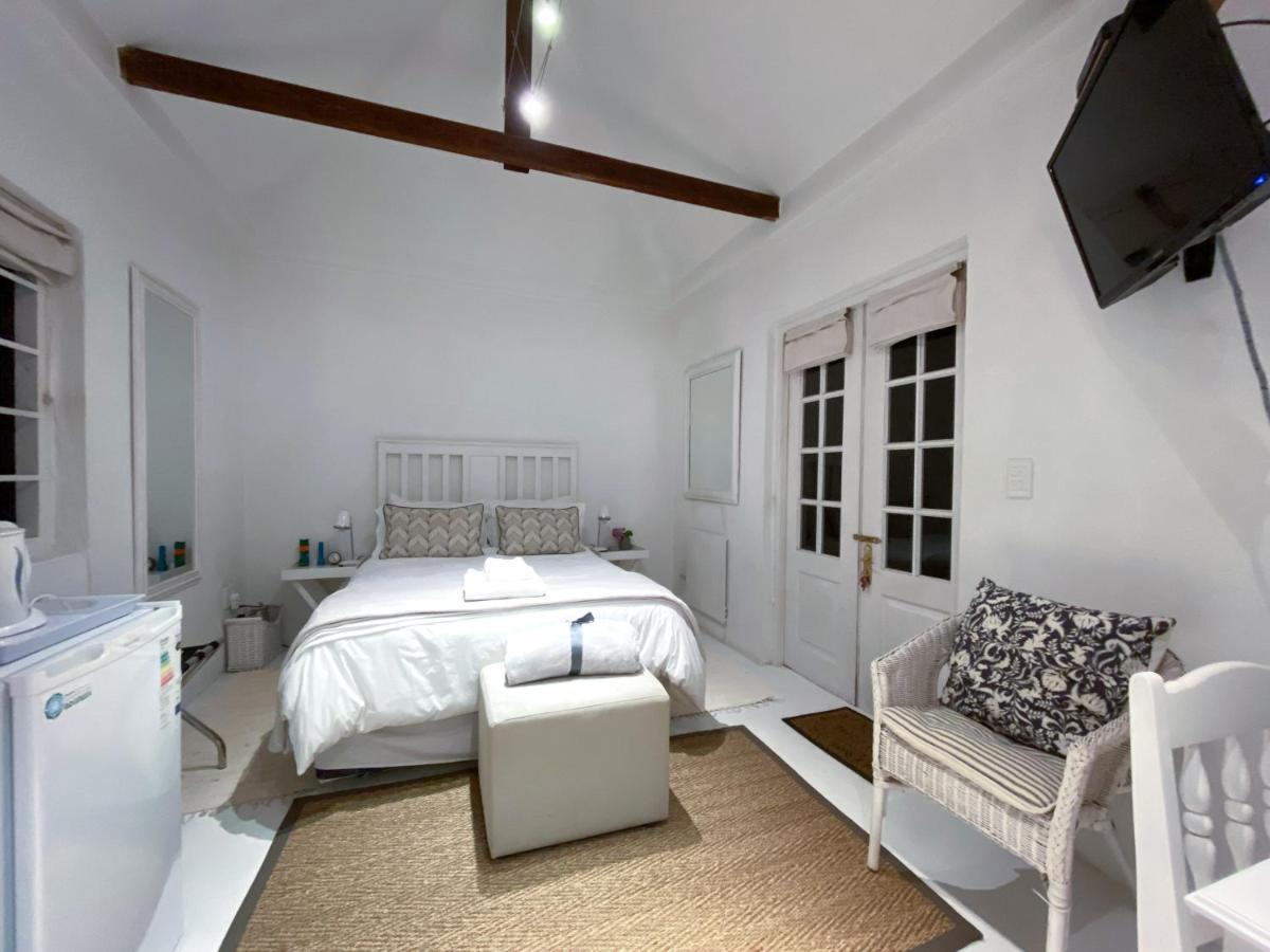 Bed & Breakfast Remote Corner Johannesburg